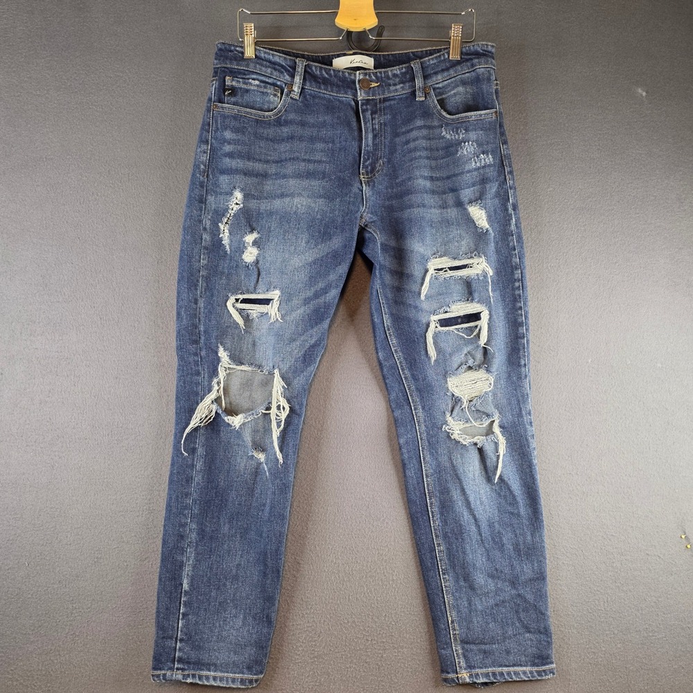 KanCan Straight Leg Juniors 11/29 Blue Distressed Mid Rise Universal Fit‎